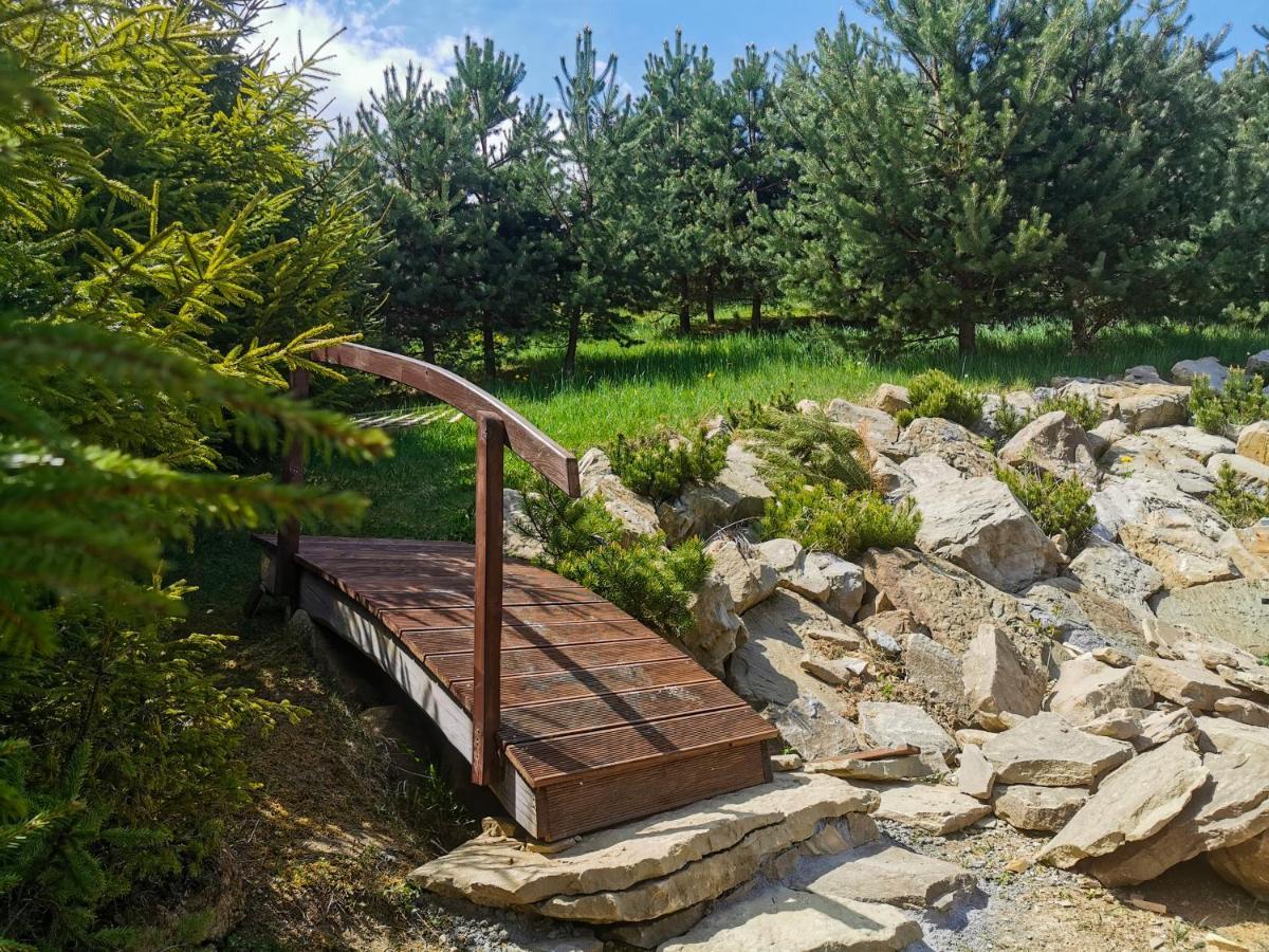 Skalny Zakatek Z Grota Solna Na Wylacznosc Лапше-Нижне Экстерьер фото